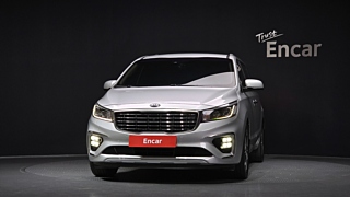 KIA CARNIVAL 2018