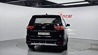 KIA CARNIVAL 2020
