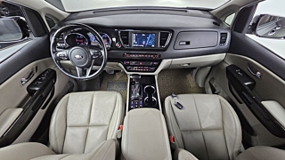 KIA CARNIVAL 2020