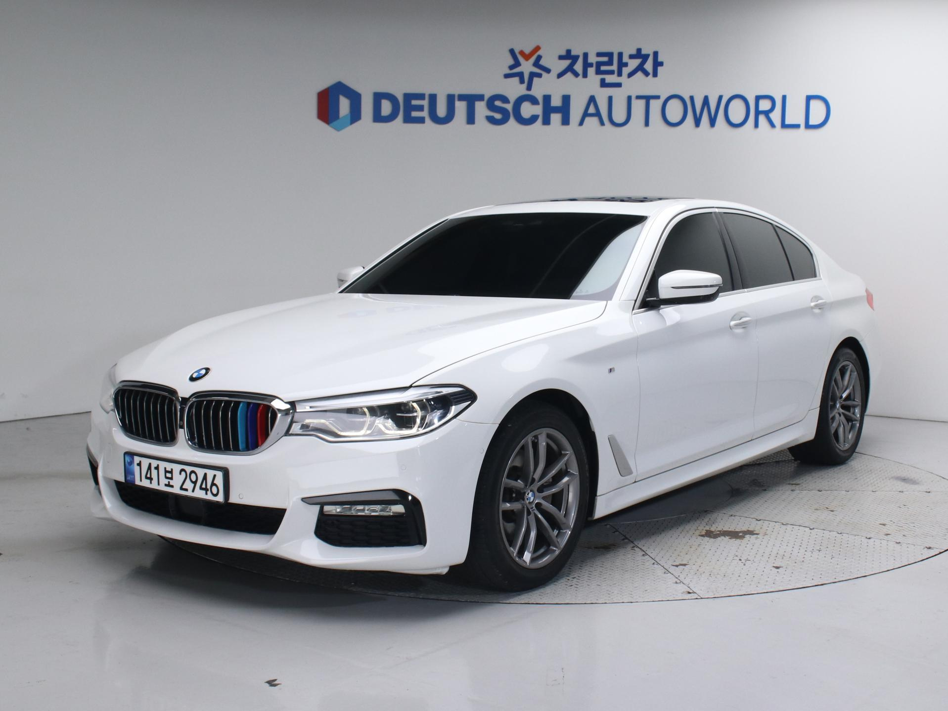 BMW 5-SERIES G30 2018