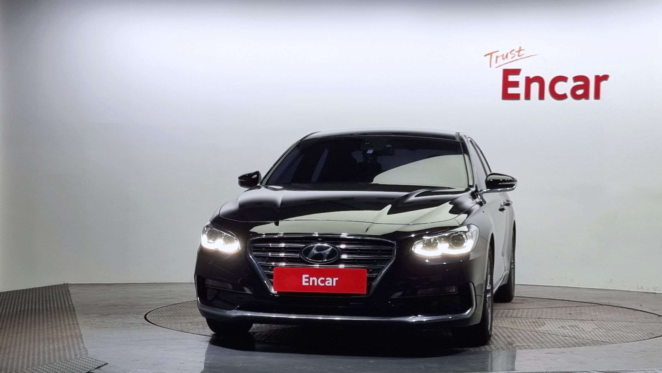 HYUNDAI GRANDEUR IG 2016