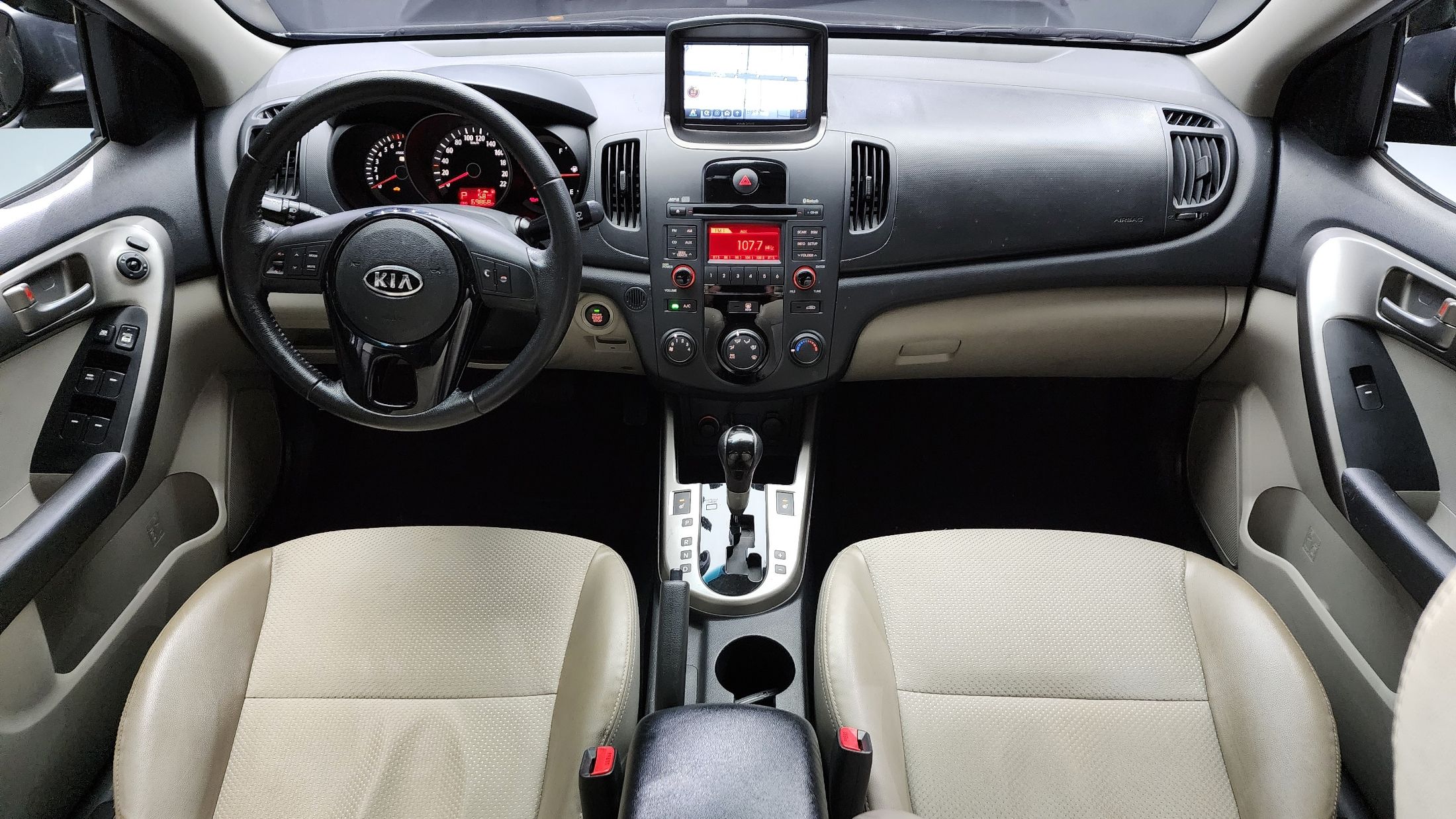 KIA PORTE 2009