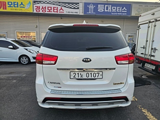 KIA CARNIVAL 2016