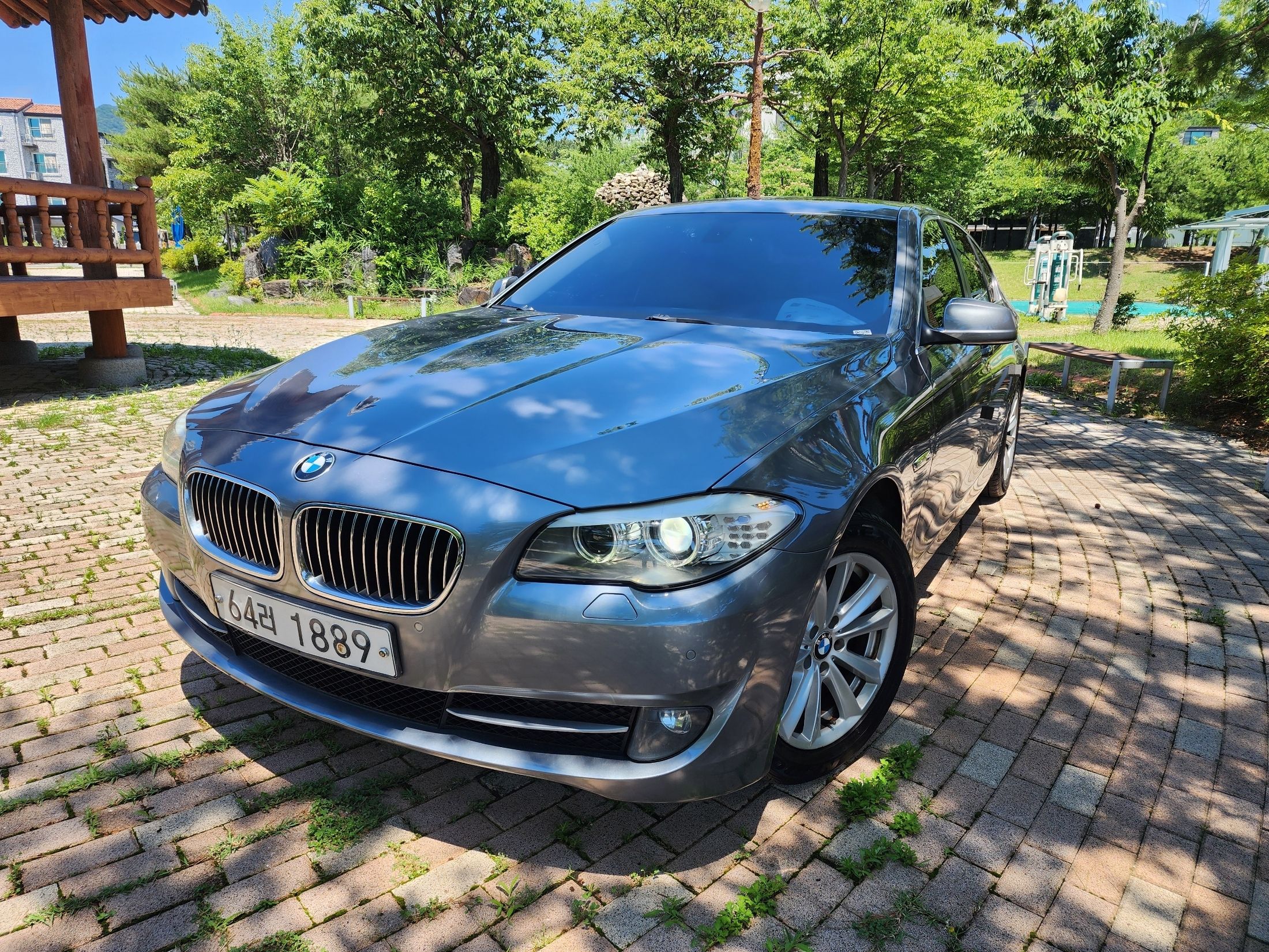 BMW 5-SERIES F10