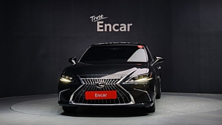 LEXUS ES300H 2024