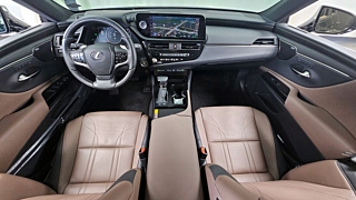 LEXUS ES300H 2024