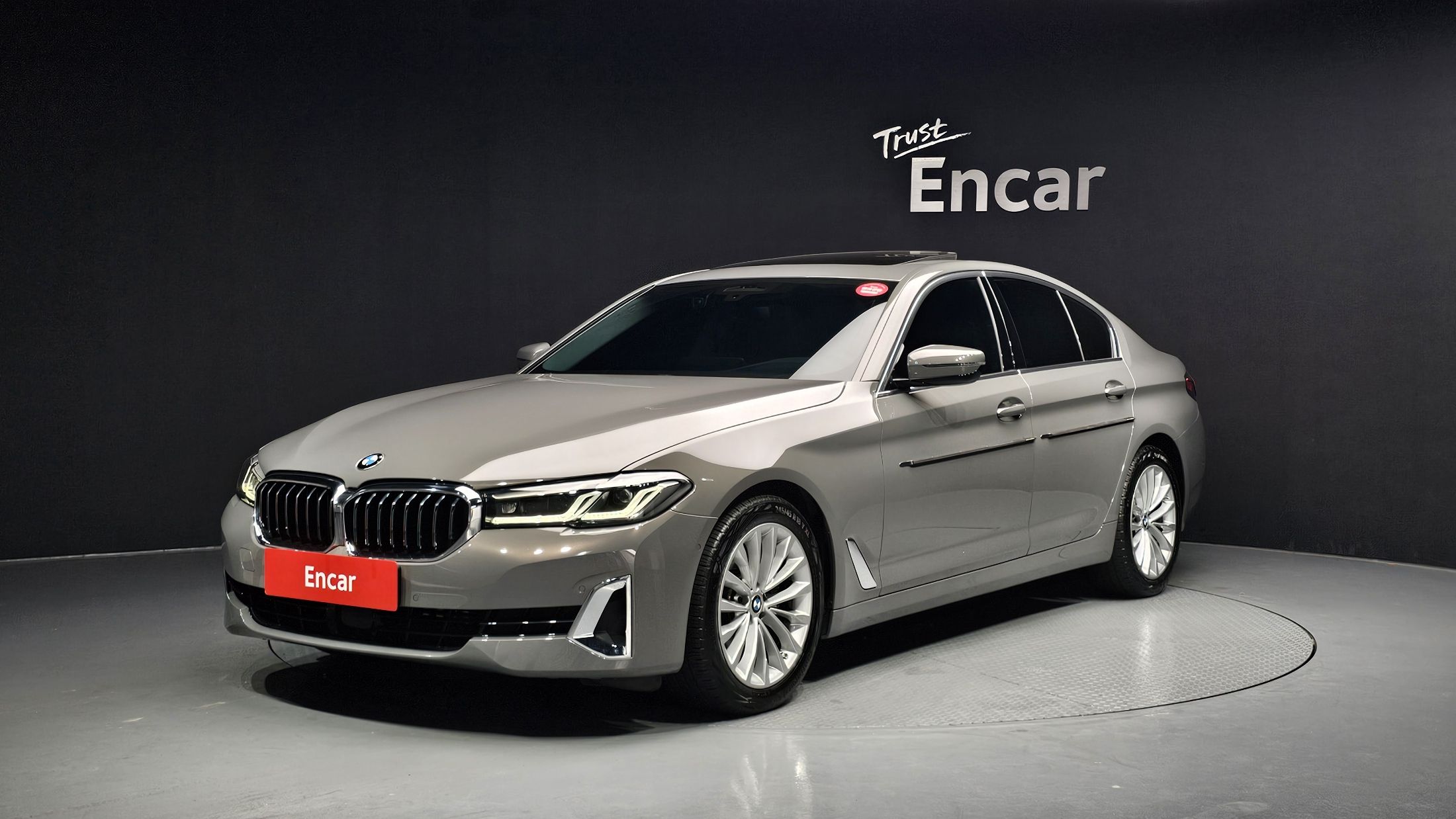 BMW 5-SERIES G30 2022