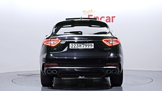 MASERATI LEVANTE 2019