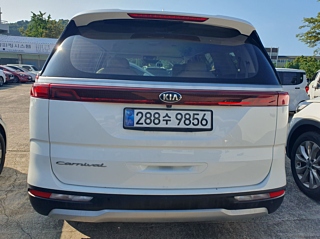 KIA CARNIVAL 2020