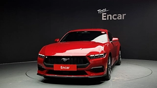 FORD MUSTANG 2024