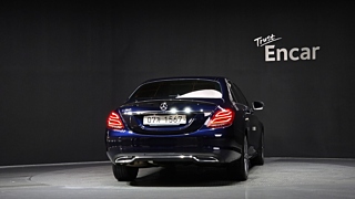 MERCEDES BENZ C-CLASS W205 2018