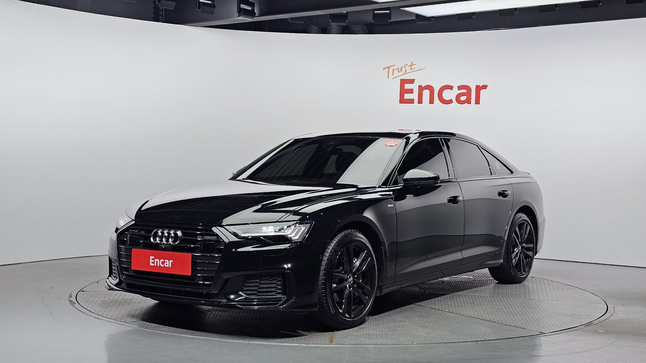 AUDI A6 C8