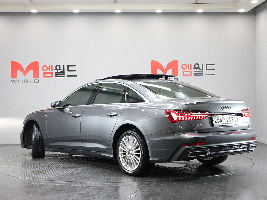 AUDI A6 C8 2021
