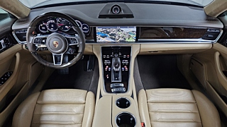 PORSCHE PANAMERA 971 2017