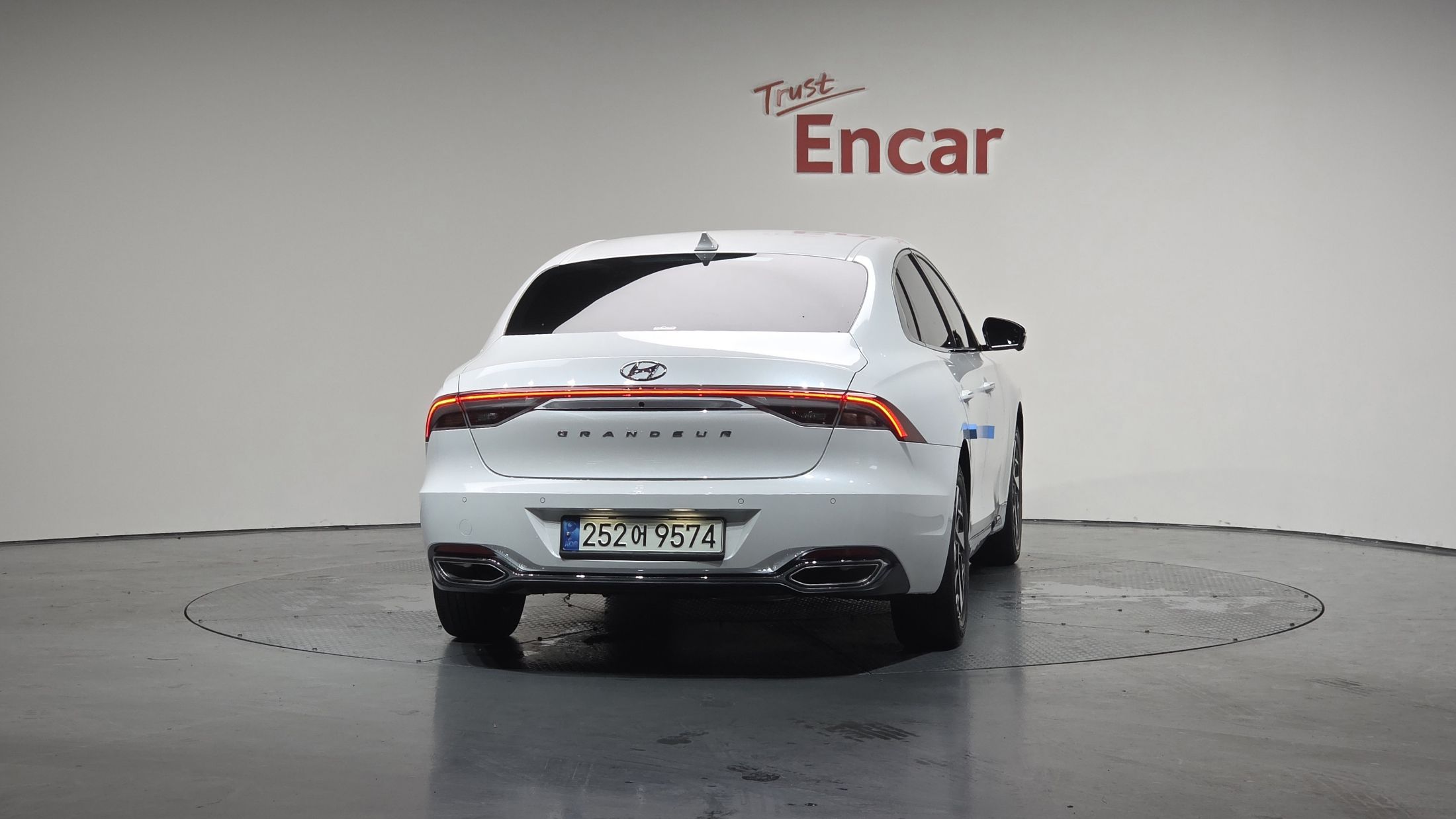 HYUNDAI GRANDEUR IG HYBRID