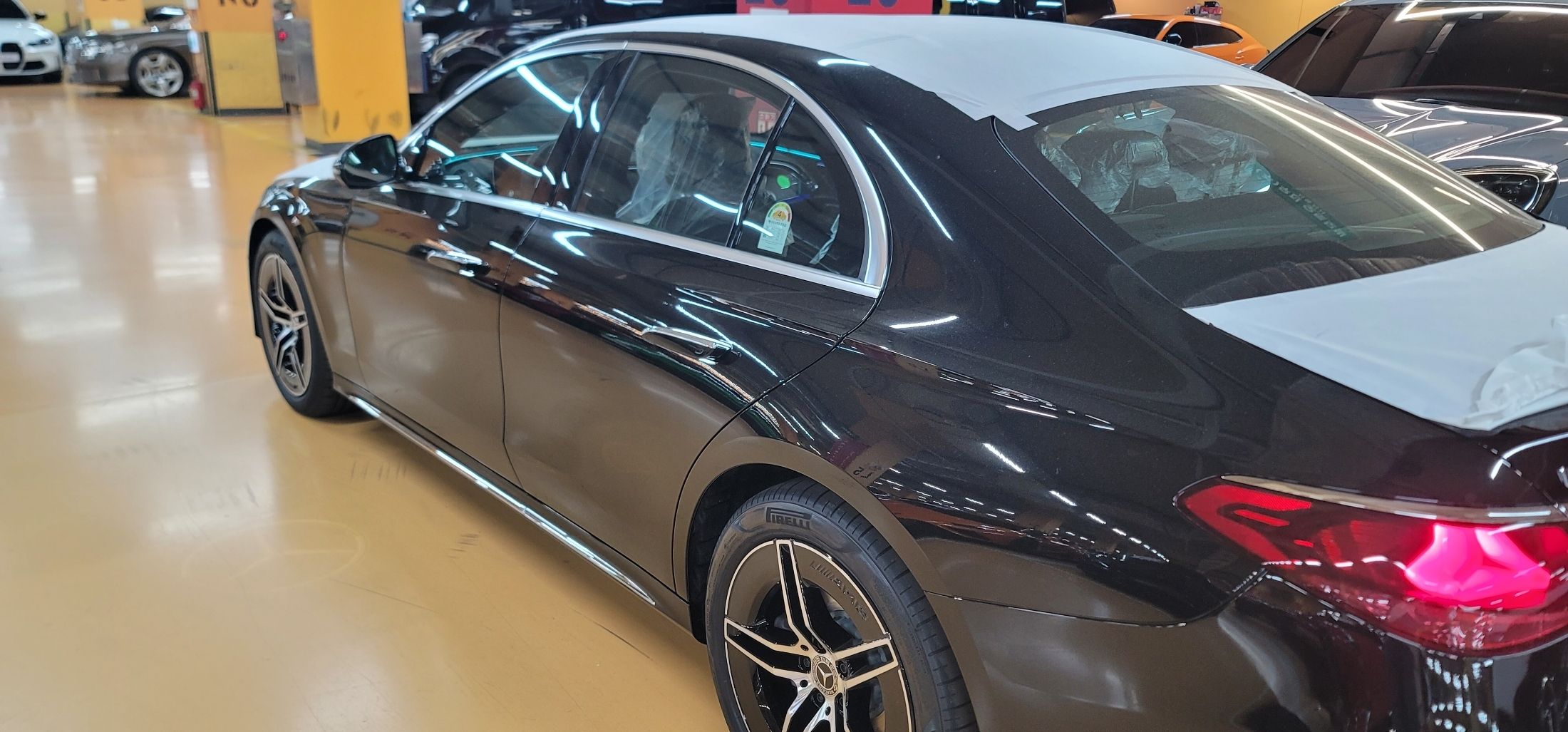 MERCEDES BENZ E-CLASS W214