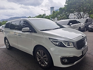 KIA CARNIVAL 2017