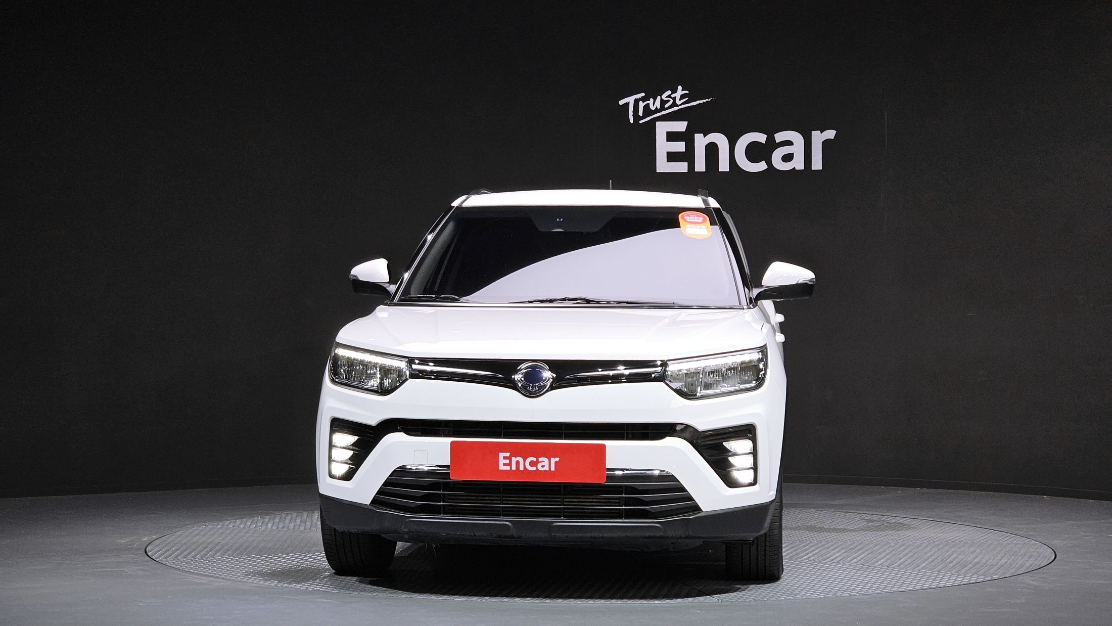 SSANGYONG TIVOLI VERY NEW 2020