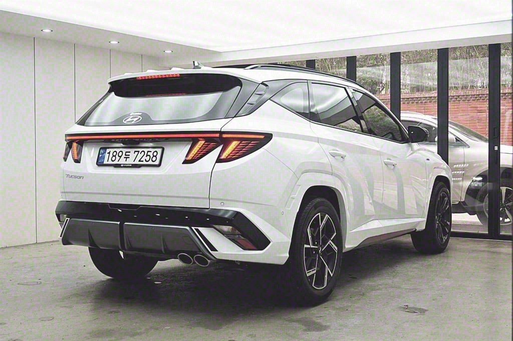 HYUNDAI TUCSON HYBRID NX4