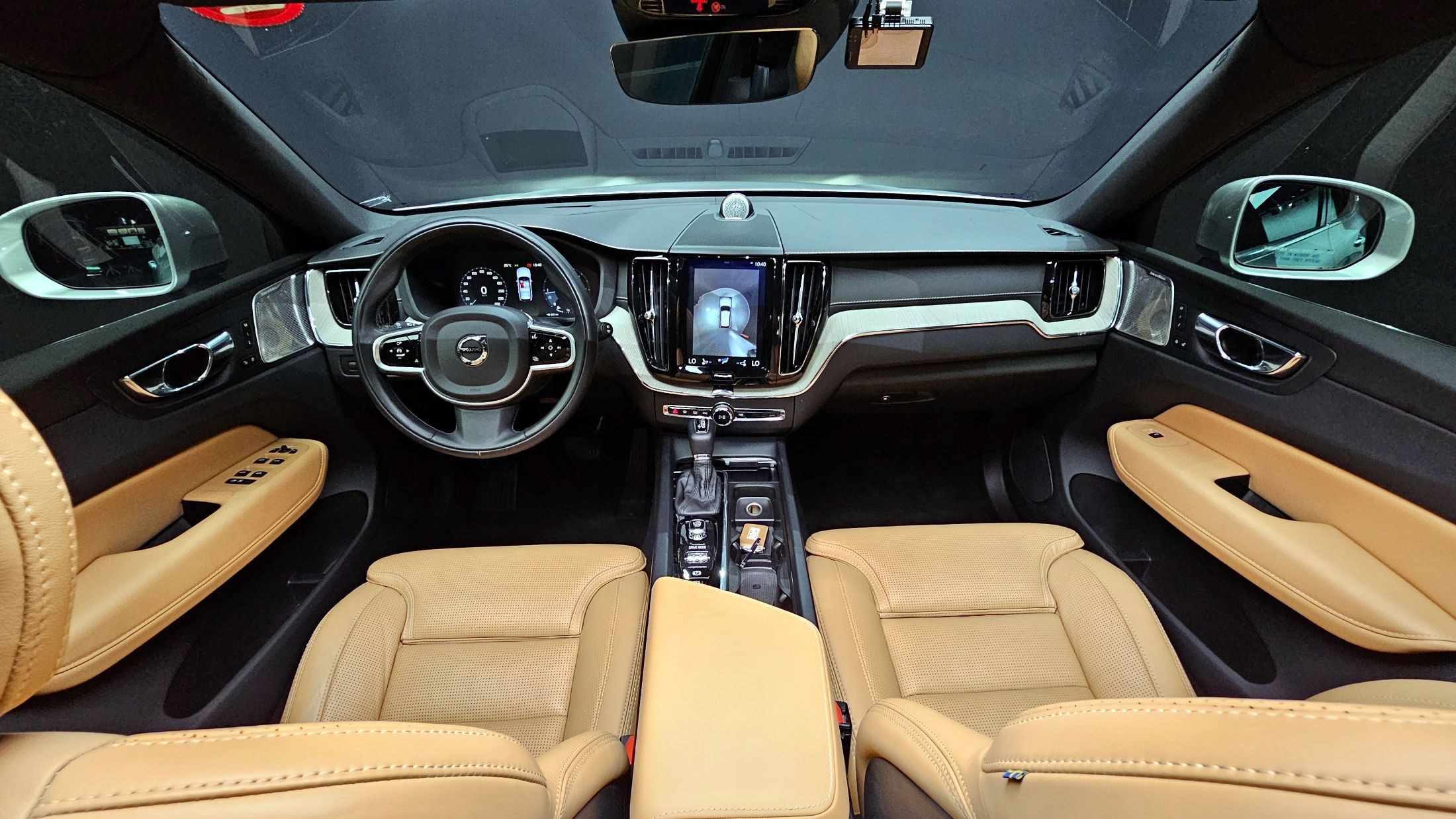 VOLVO XC60 2020