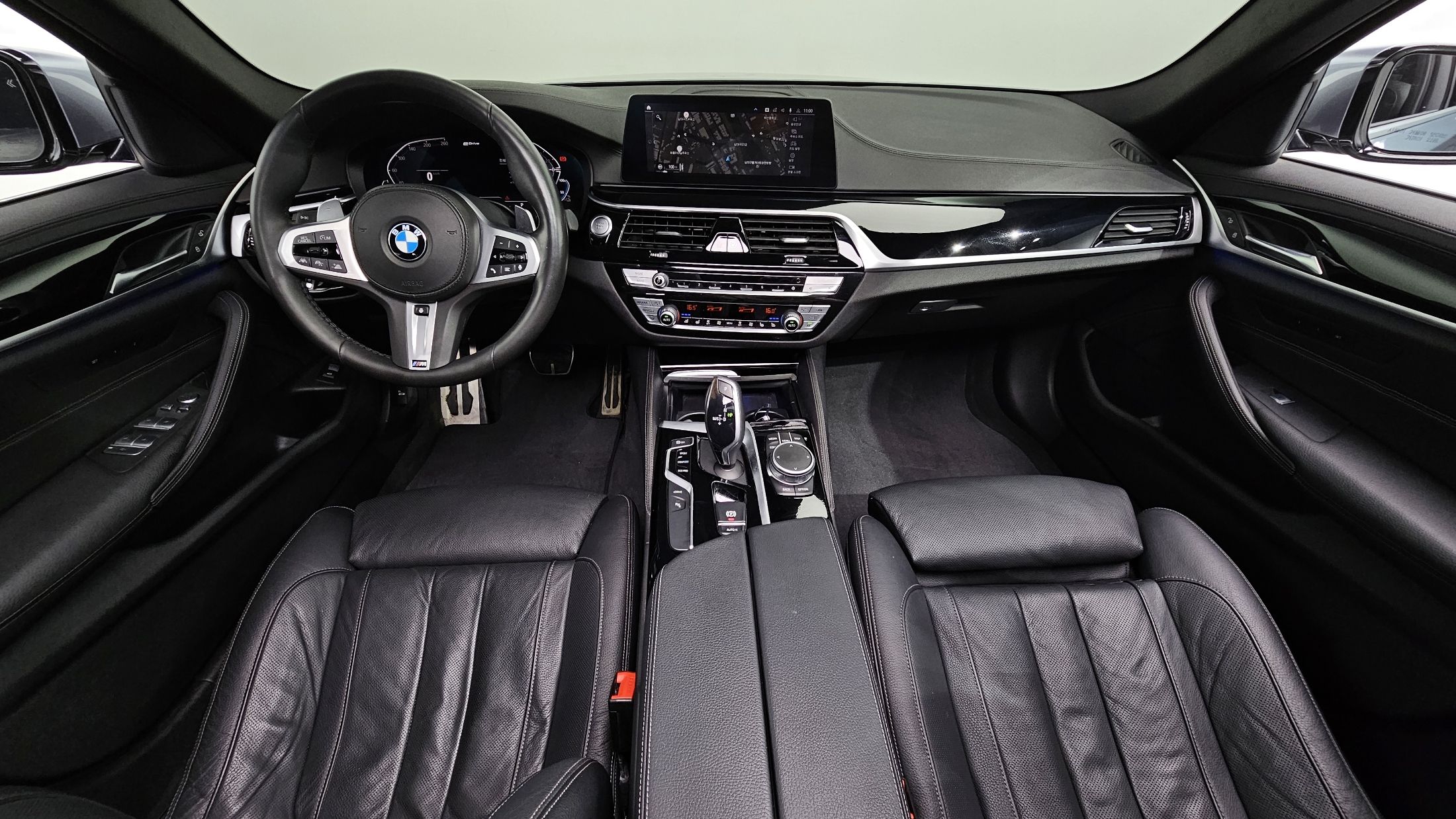 BMW 5-SERIES G30 2020