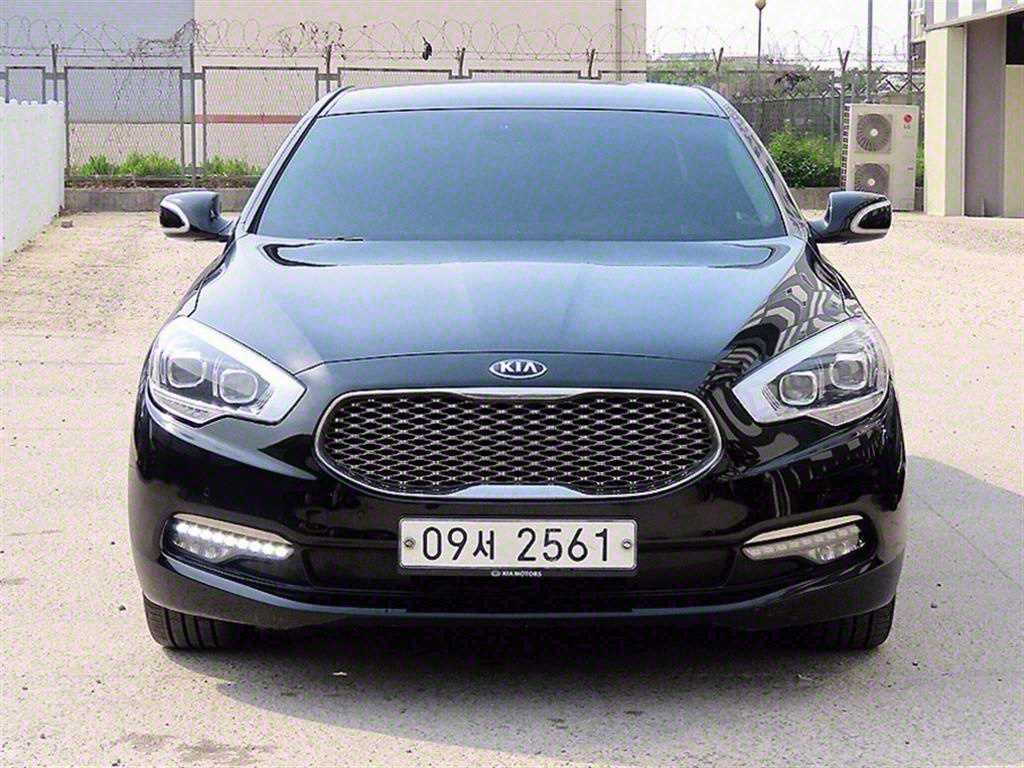 KIA K9