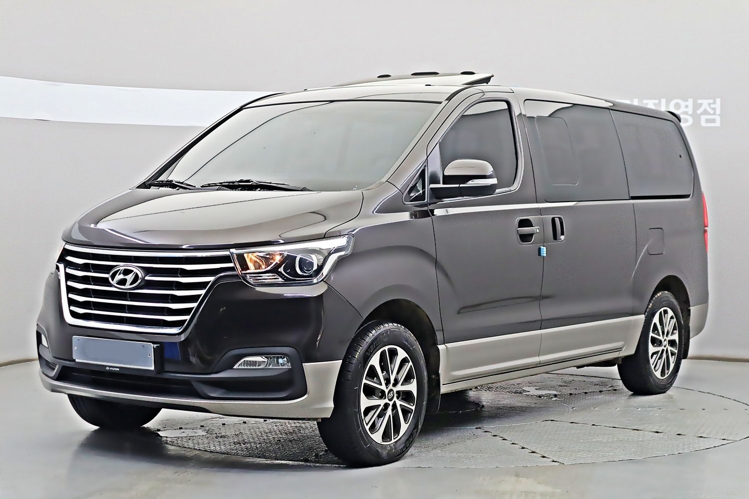 HYUNDAI STAREX GRAND 2018