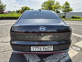 HYUNDAI GRANDEUR HYBRID GN7 2023