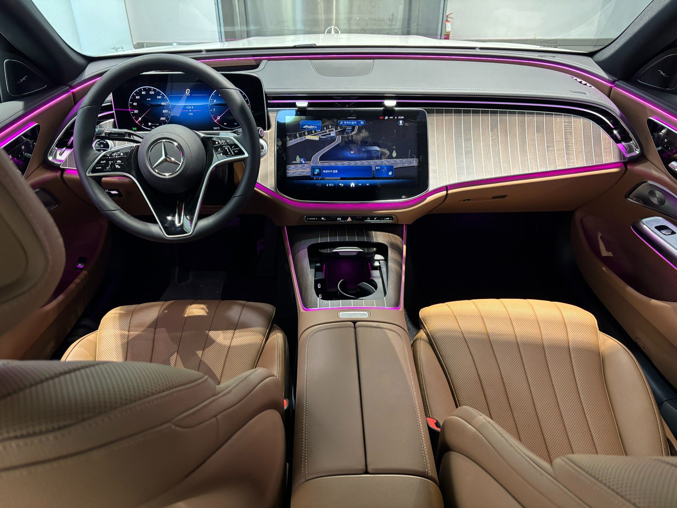 MERCEDES BENZ E-CLASS W214