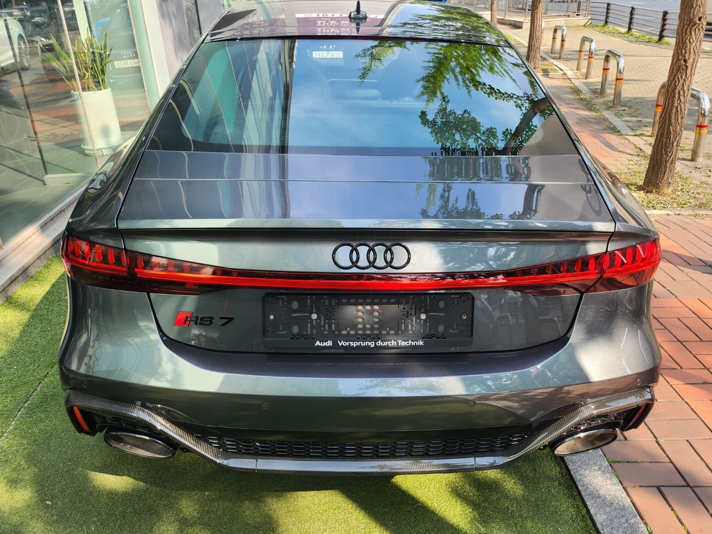 AUDI RS7 4K