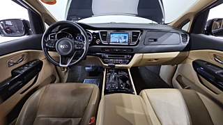 KIA CARNIVAL 2017