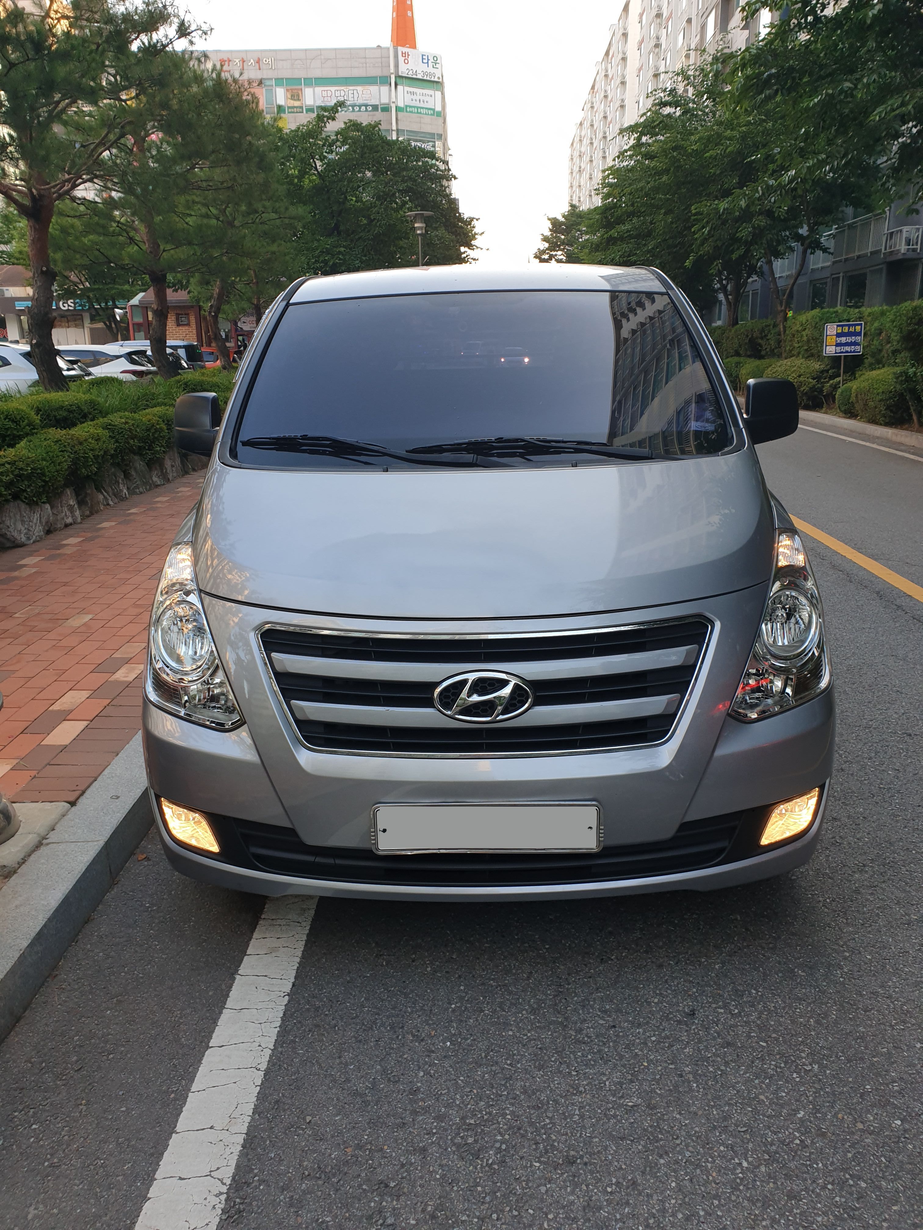 HYUNDAI STAREX GRAND 2016