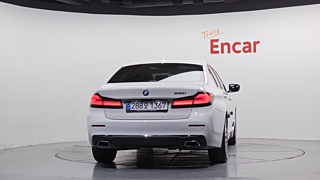 BMW 5-SERIES G30 2020