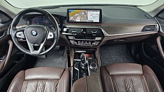 BMW 5-SERIES G30 2020