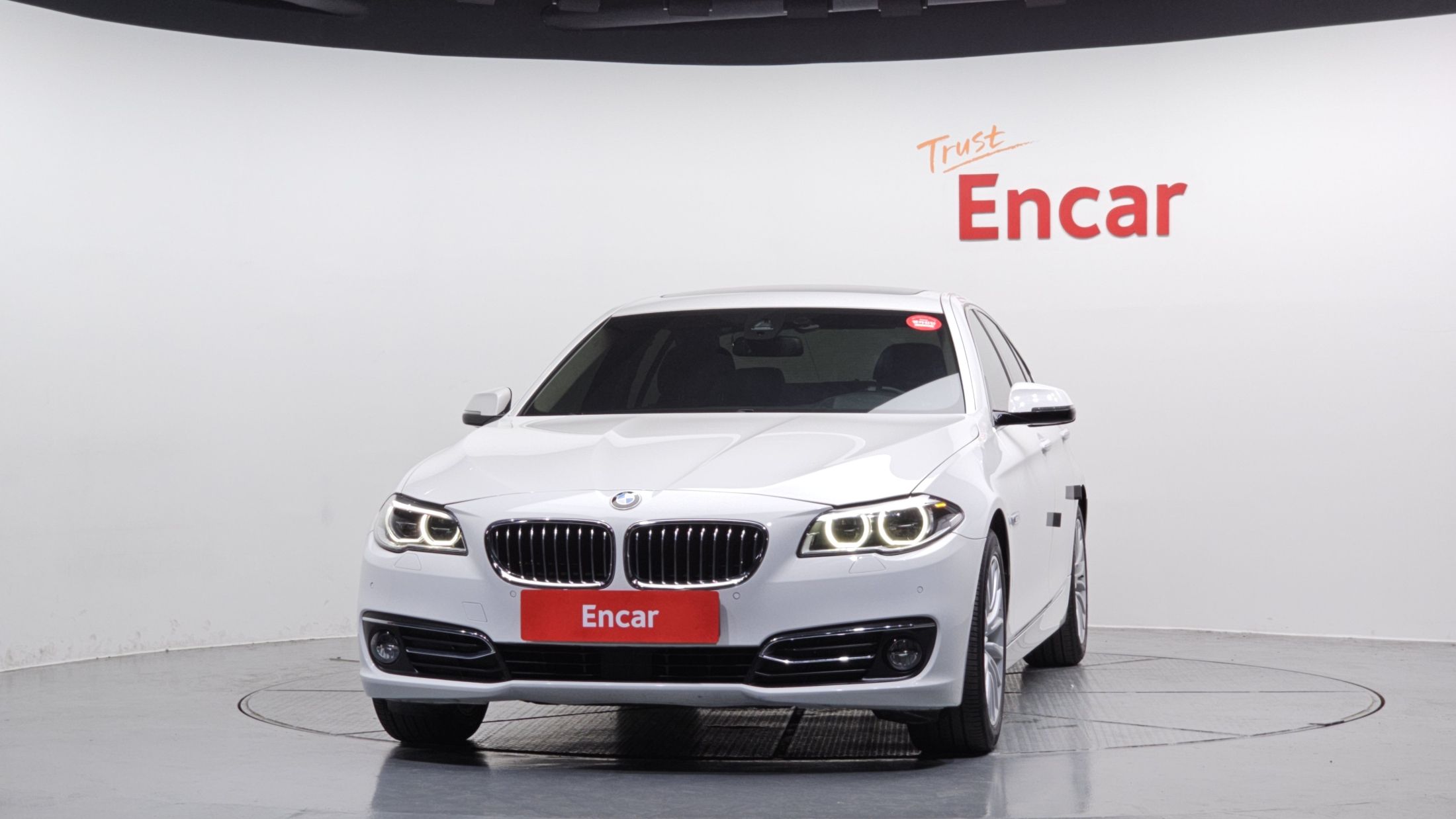 BMW 5-SERIES F10 2016