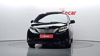 TOYOTA SIENNA 2017