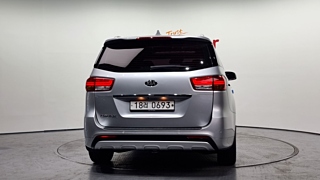 KIA CARNIVAL 2016