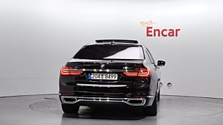 BMW 7-SERIES G11 2016