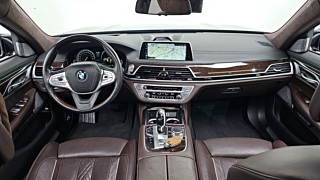 BMW 7-SERIES G11 2016