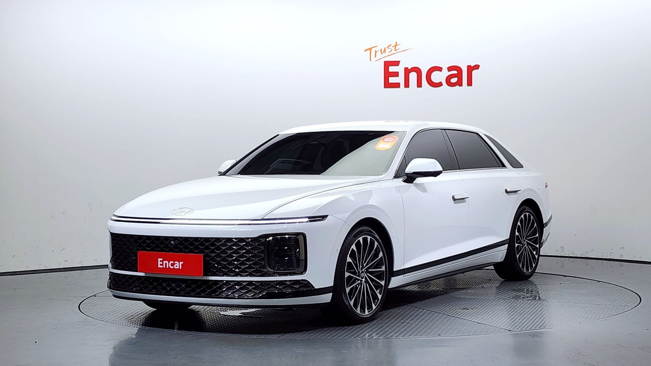 HYUNDAI GRANDEUR HYBRID GN7 2023