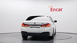 BMW 5-SERIES G30 2020