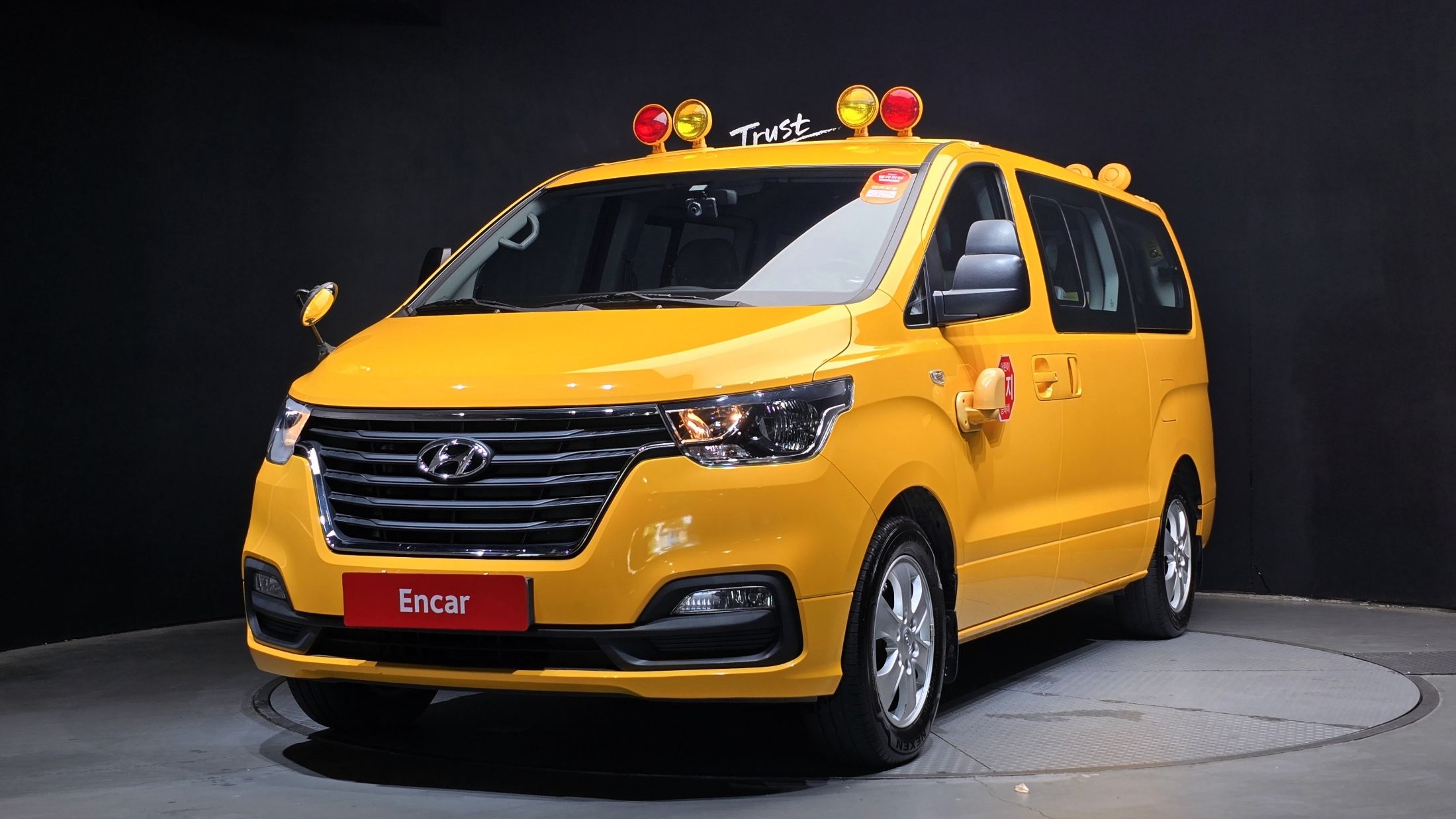 HYUNDAI STAREX GRAND
