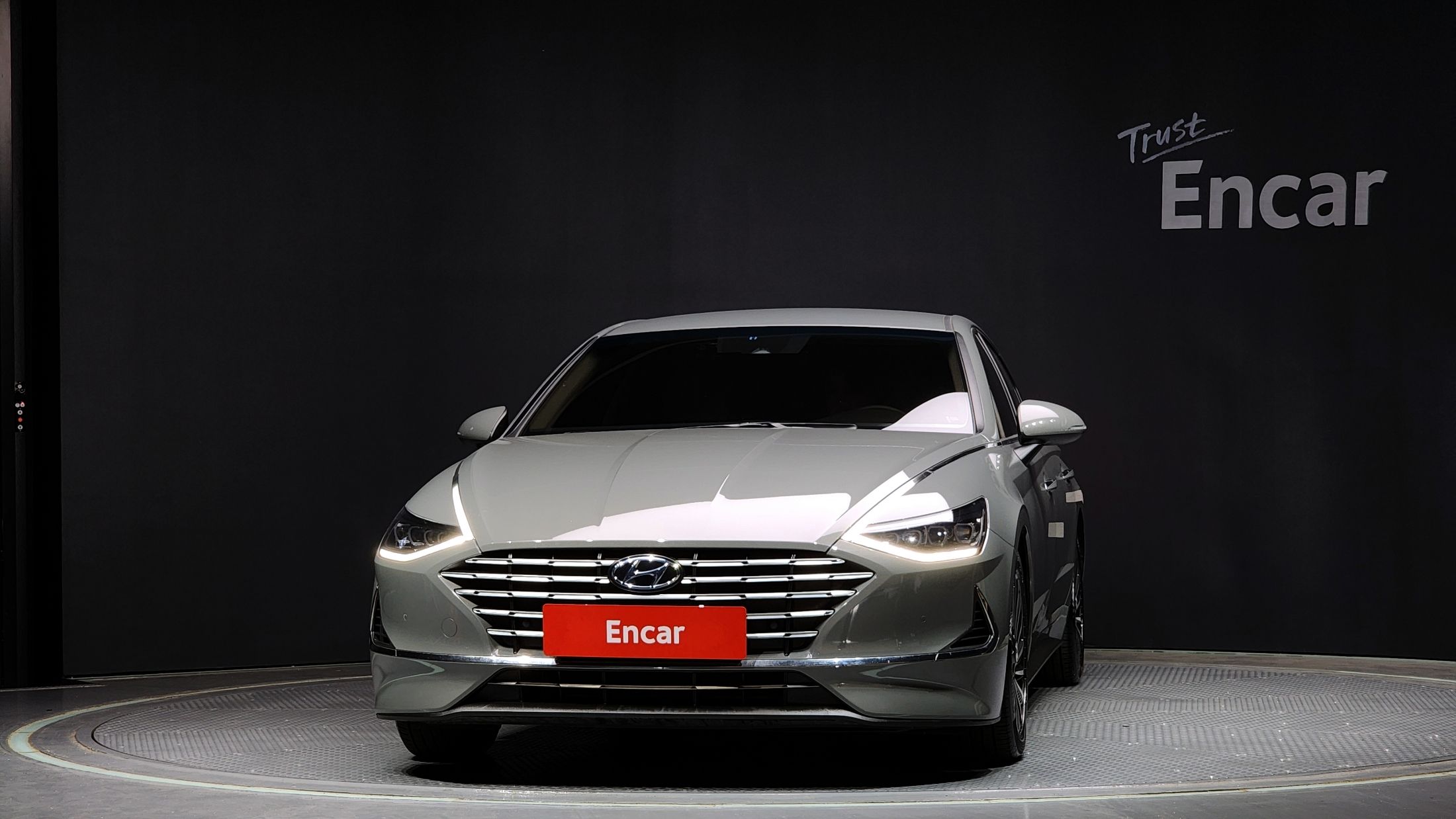 HYUNDAI SONATA HYBRID DN8