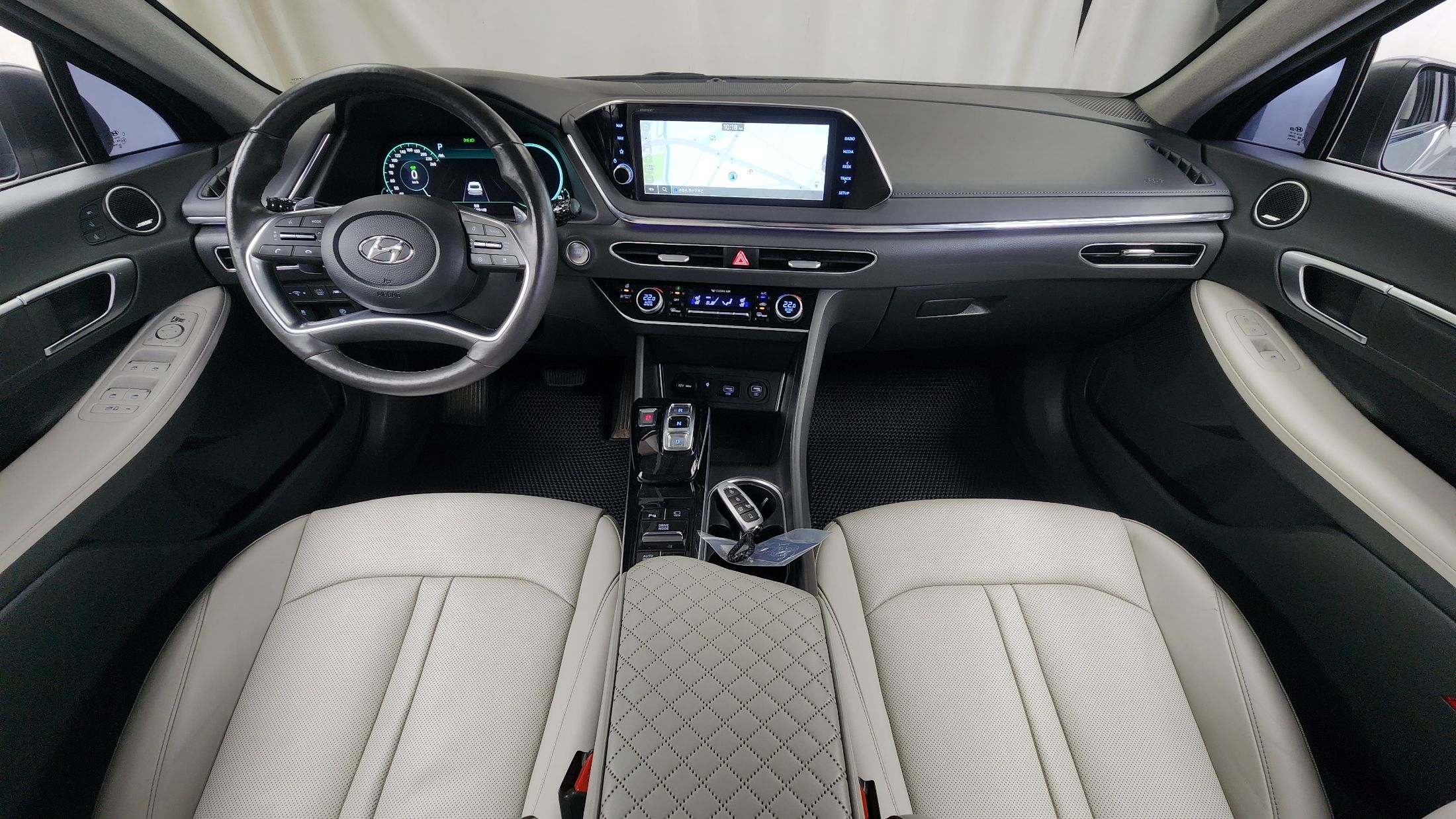 HYUNDAI SONATA HYBRID DN8