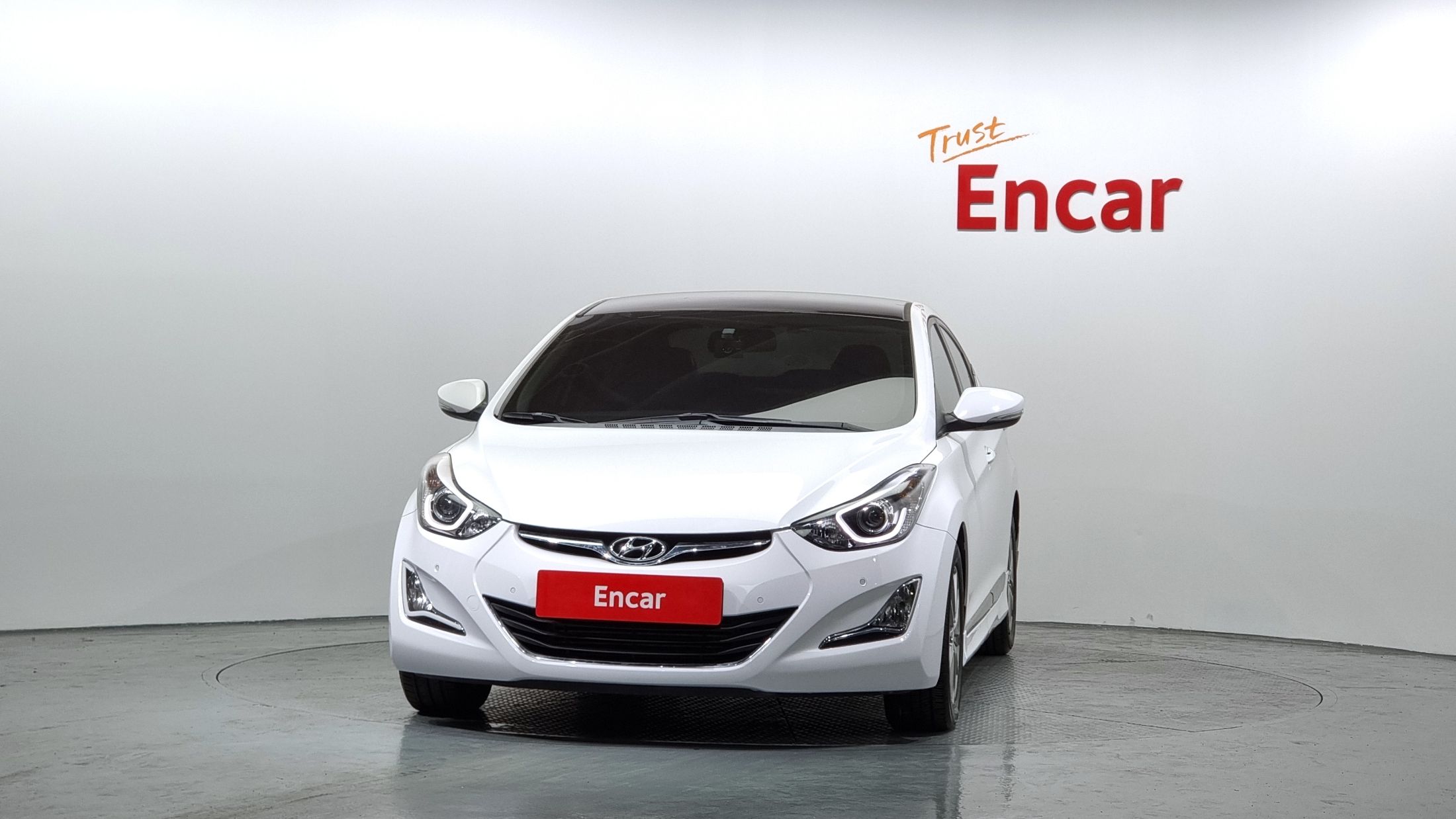 HYUNDAI AVANTE 2015