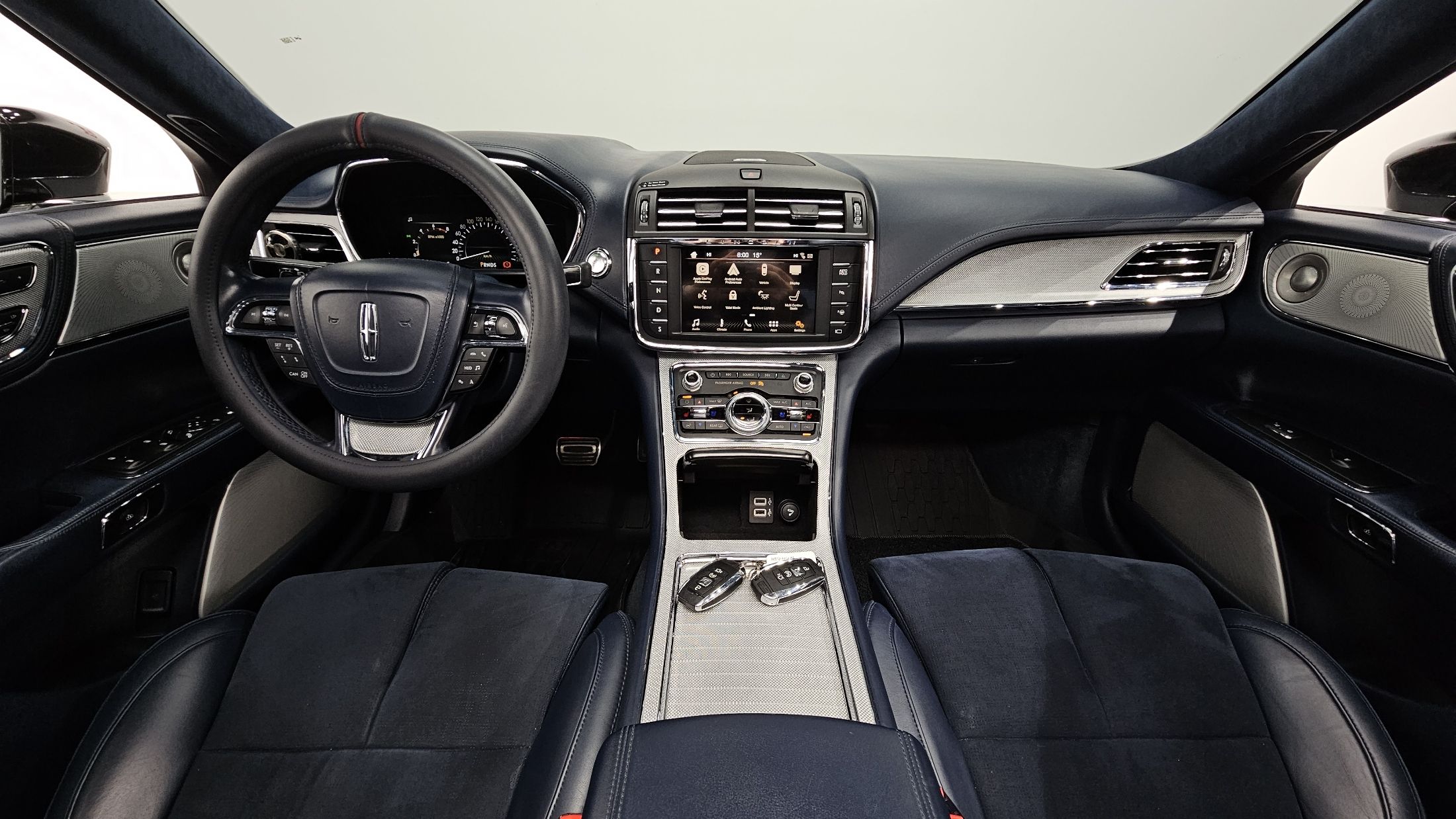 LINCOLN CONTINENTAL 2017