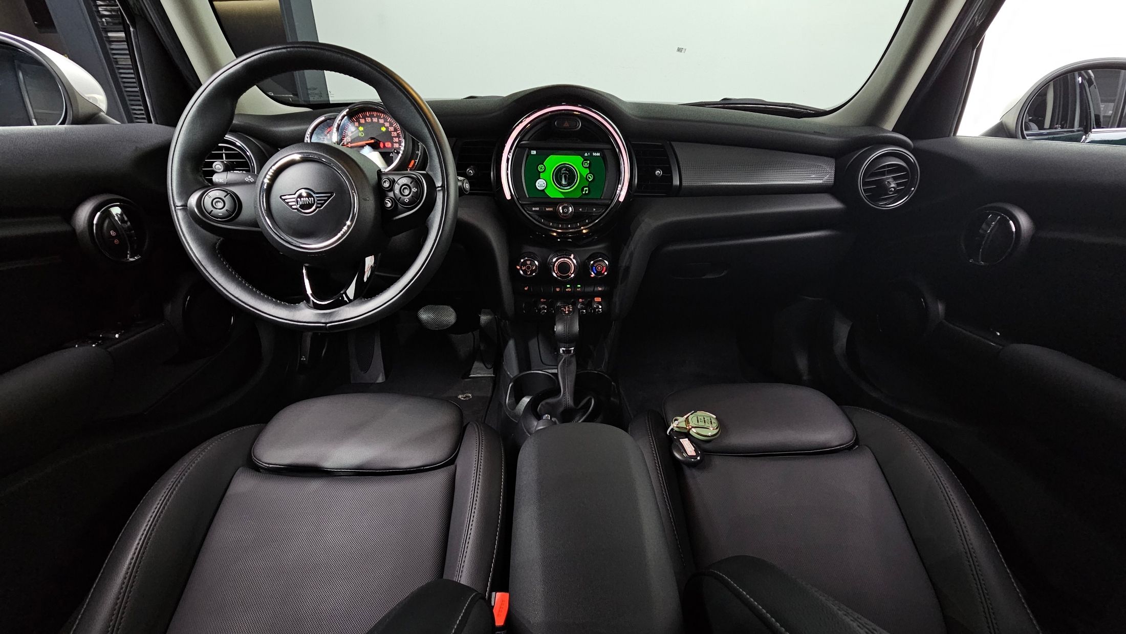 MINI COOPER 2019