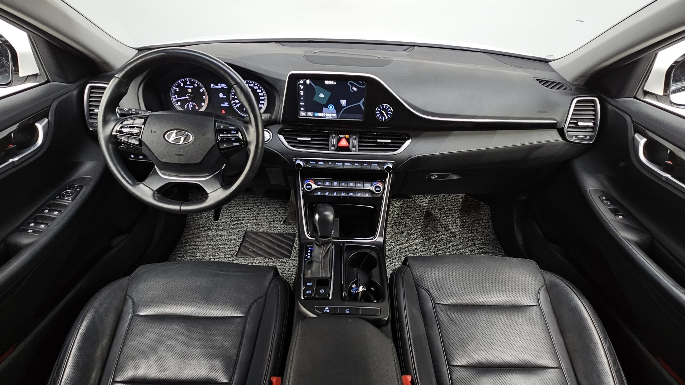 HYUNDAI GRANDEUR IG 2018
