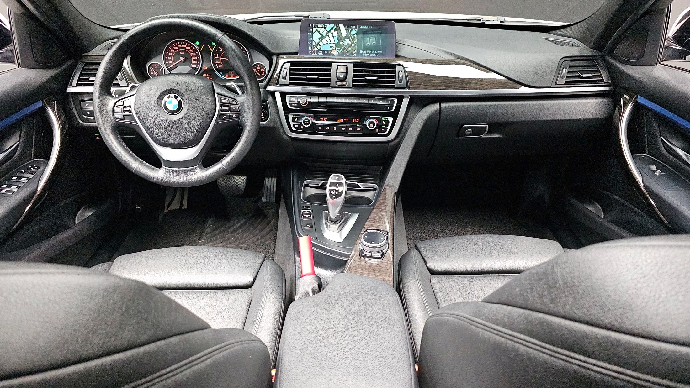 BMW 3-SERIES F30