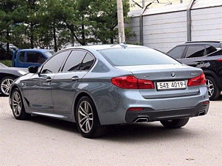 BMW 5-SERIES G30 2017